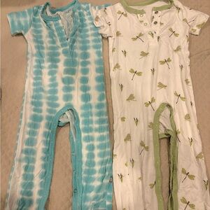two Kyte BABY short sleeve rompers/coveralls in dragonfly, teal tiedye 6–12 mo